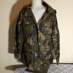 😎#596, MISS LONDON, size med. new cond. see photos 🔥🔥